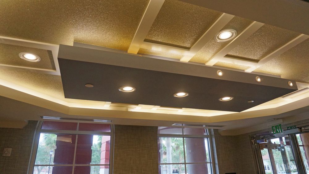 Vanderbilt Financial Center #103: 9045 Strada Stell Ct, Naples, FL 34109